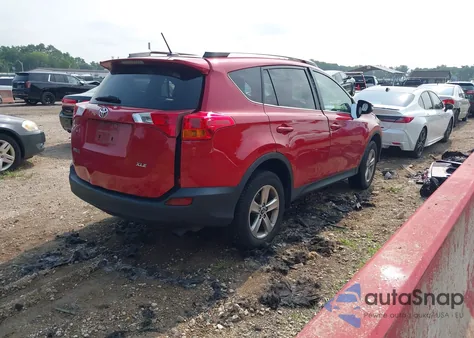 2015 Toyota Rav4 Xle z USA, uszkodzony, nr VIN 2T3WFREV4FW217721